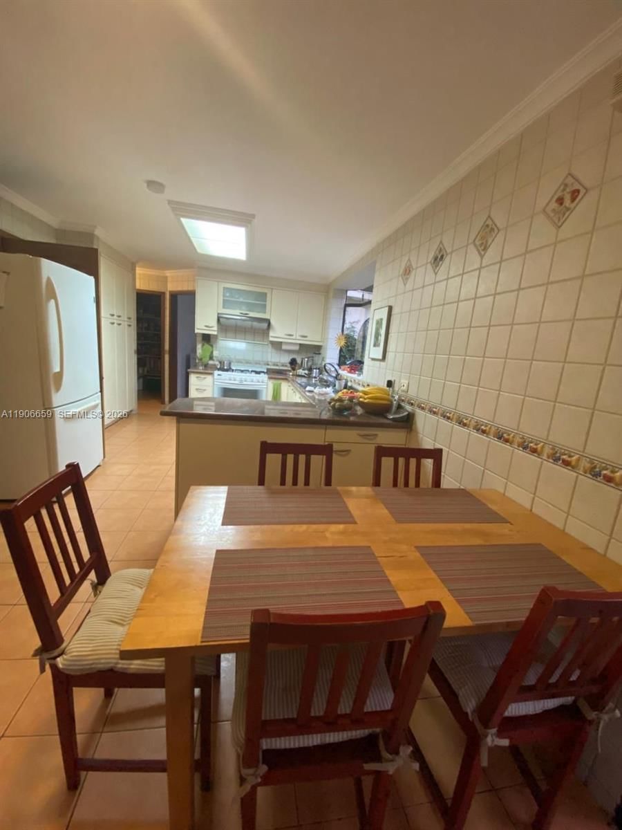 Real estate property located at , Other, Conjunto Alelies, Quito, OS, EC