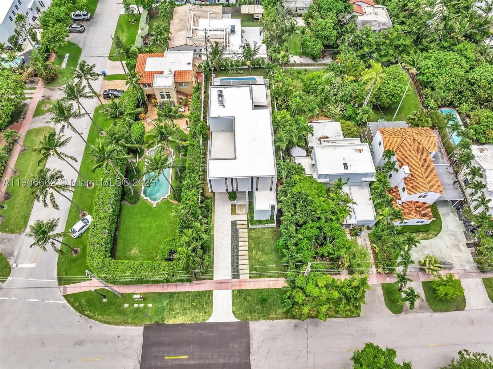 Real estate property located at 4504 Sheridan Ave, Miami-dade, Surprise Lake, Miami Beach, FL