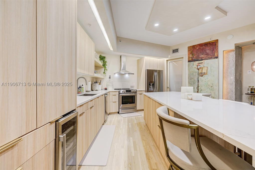 Real estate property located at 2001 Meridian Ave #307, Miami-dade, The Meridian Condo, Miami Beach, FL