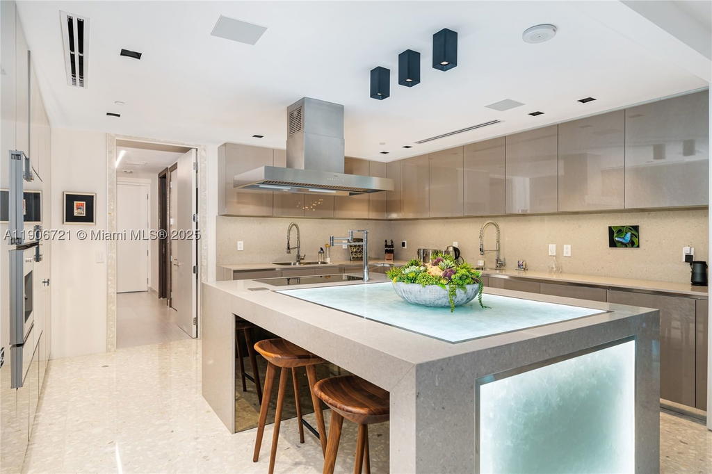 Real estate property located at 9349 Collins Ave #205, Miami-dade, Altos Del Mar No. 5, Surfside, FL