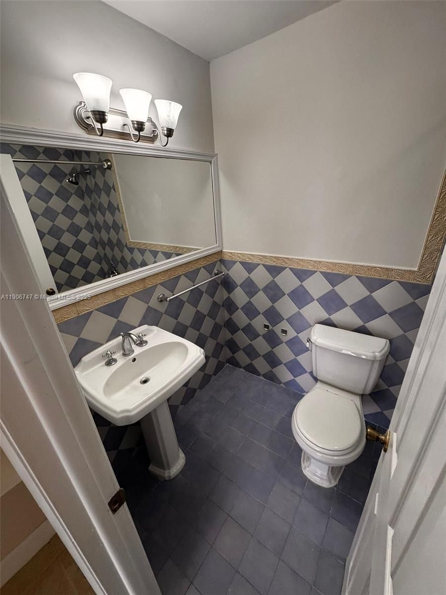 Real estate property located at 6724 114th Pl F, Miami-dade, Snapper Village Phase Ii, Miami, FL