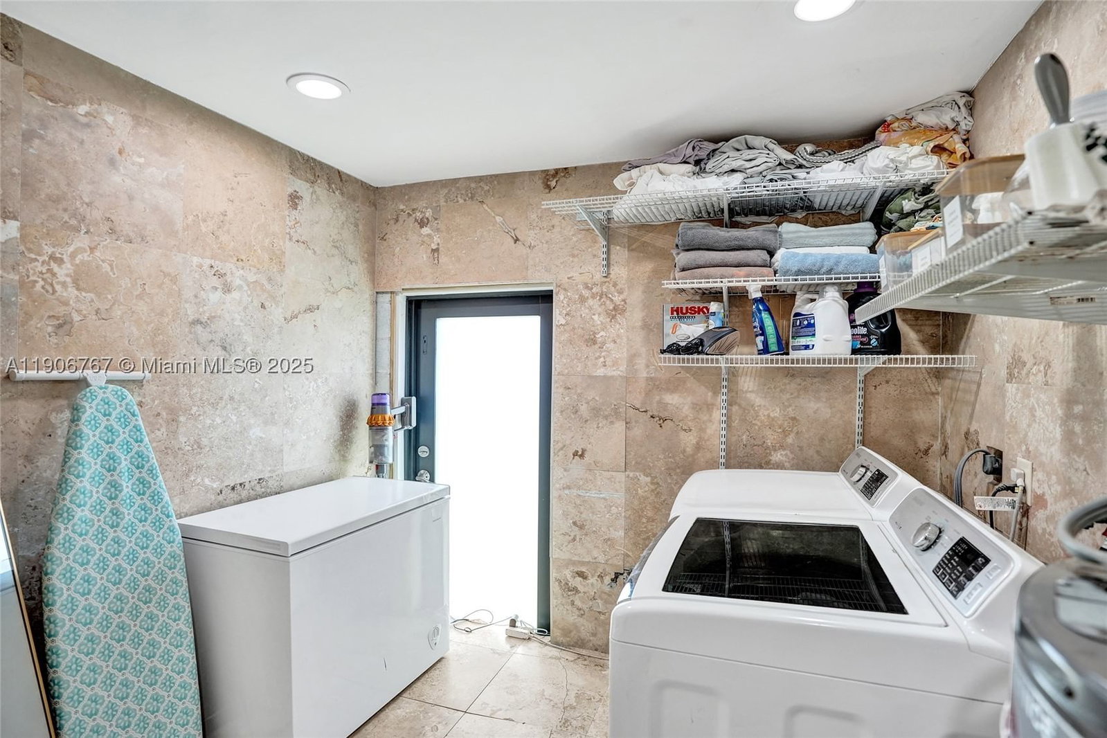 Real estate property located at 9350 43rd Mnr, Broward, Welleby Unit 2, Sunrise, FL