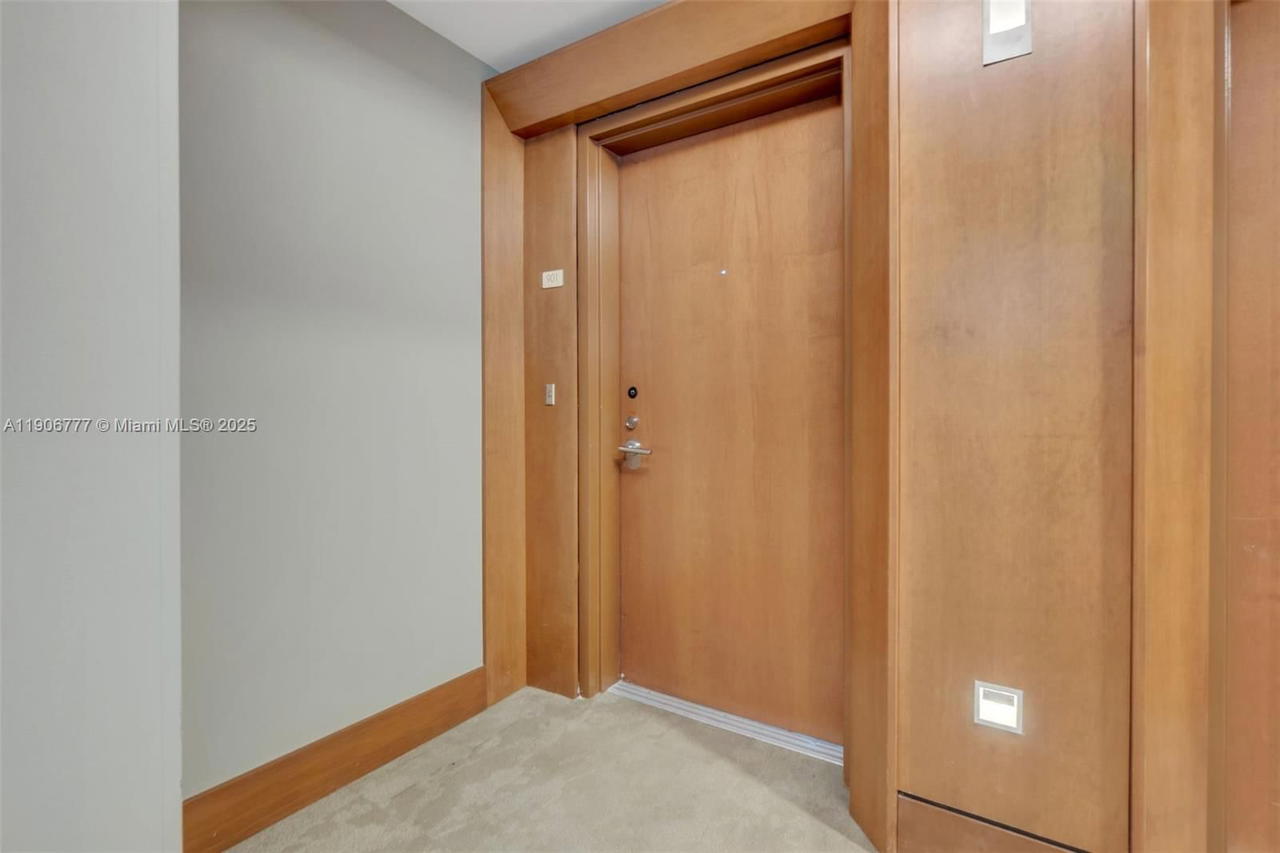 Real estate property located at 31 5th St #901, Miami-dade, Brickell On The River N T, Miami, FL