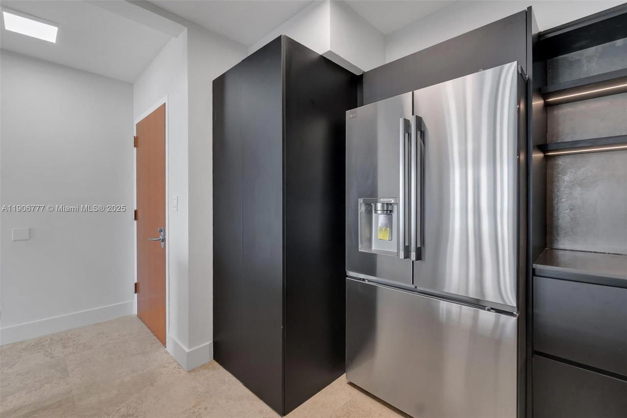 Real estate property located at 31 5th St #901, Miami-dade, Brickell On The River N T, Miami, FL