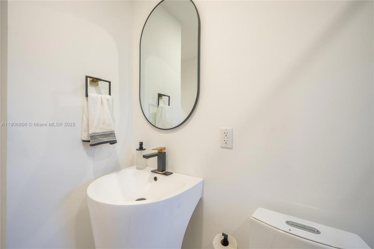 Real estate property located at 545 47th St, Miami-dade, Bay Vista Park Amd Pl, Miami, FL