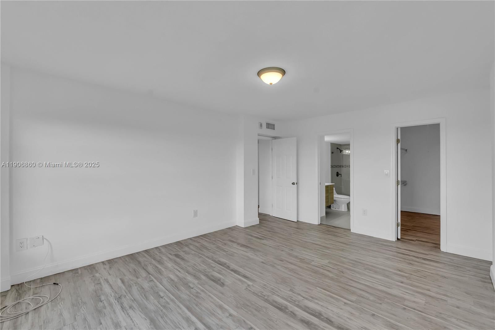 Real estate property located at 4164 Inverrary Dr #801, Broward, Manors Of Inverrary Xii, Lauderhill, FL