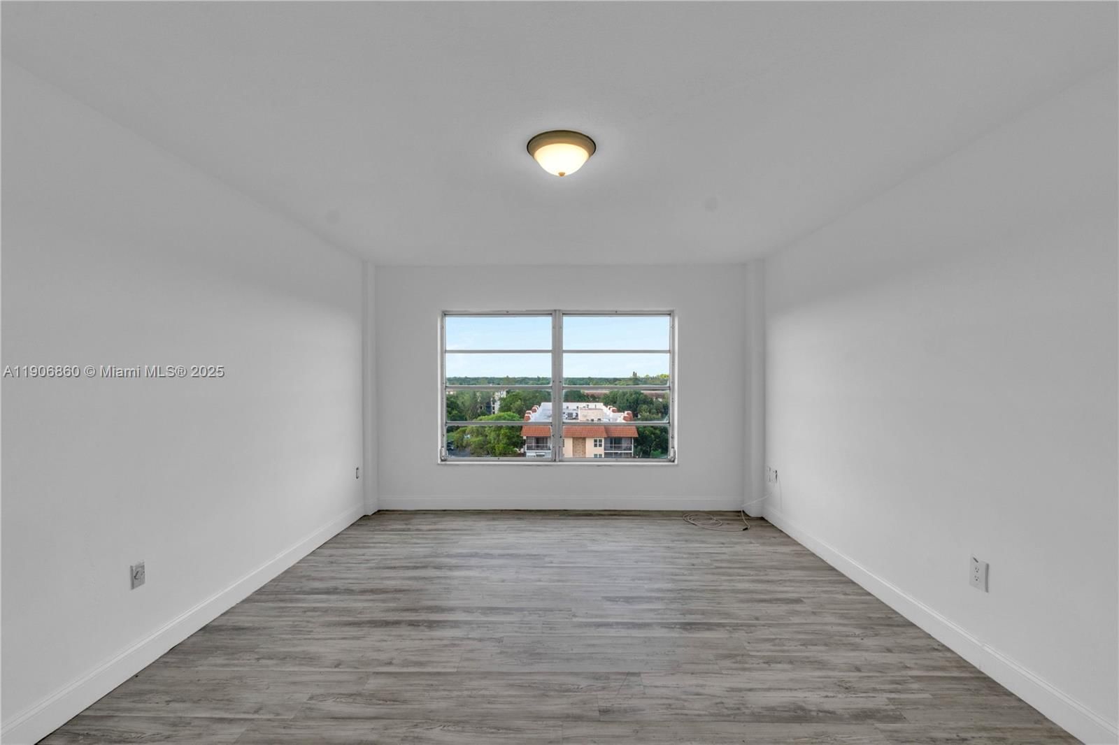 Real estate property located at 4164 Inverrary Dr #801, Broward, Manors Of Inverrary Xii, Lauderhill, FL
