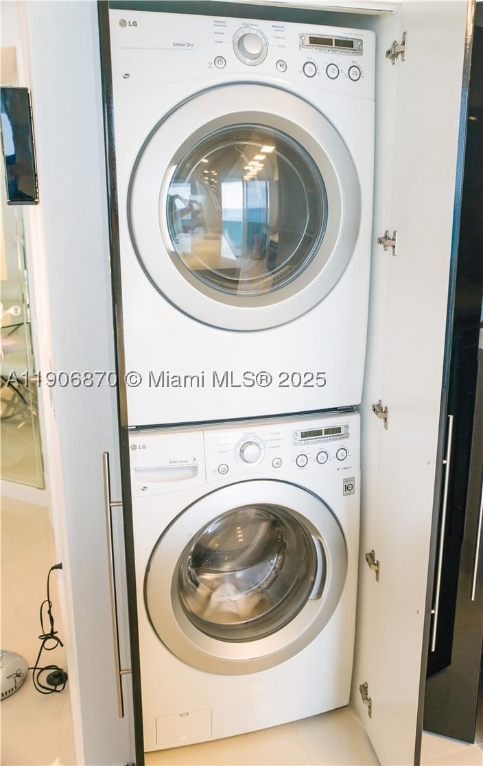 Real estate property located at 6301 Collins Ave #1402, Miami-dade, La Gorce Palace Condo, Miami Beach, FL