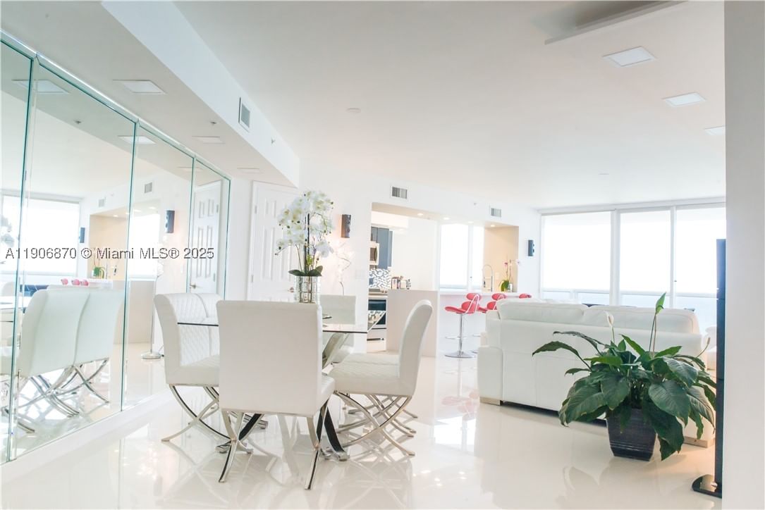 Real estate property located at 6301 Collins Ave #1402, Miami-dade, La Gorce Palace Condo, Miami Beach, FL
