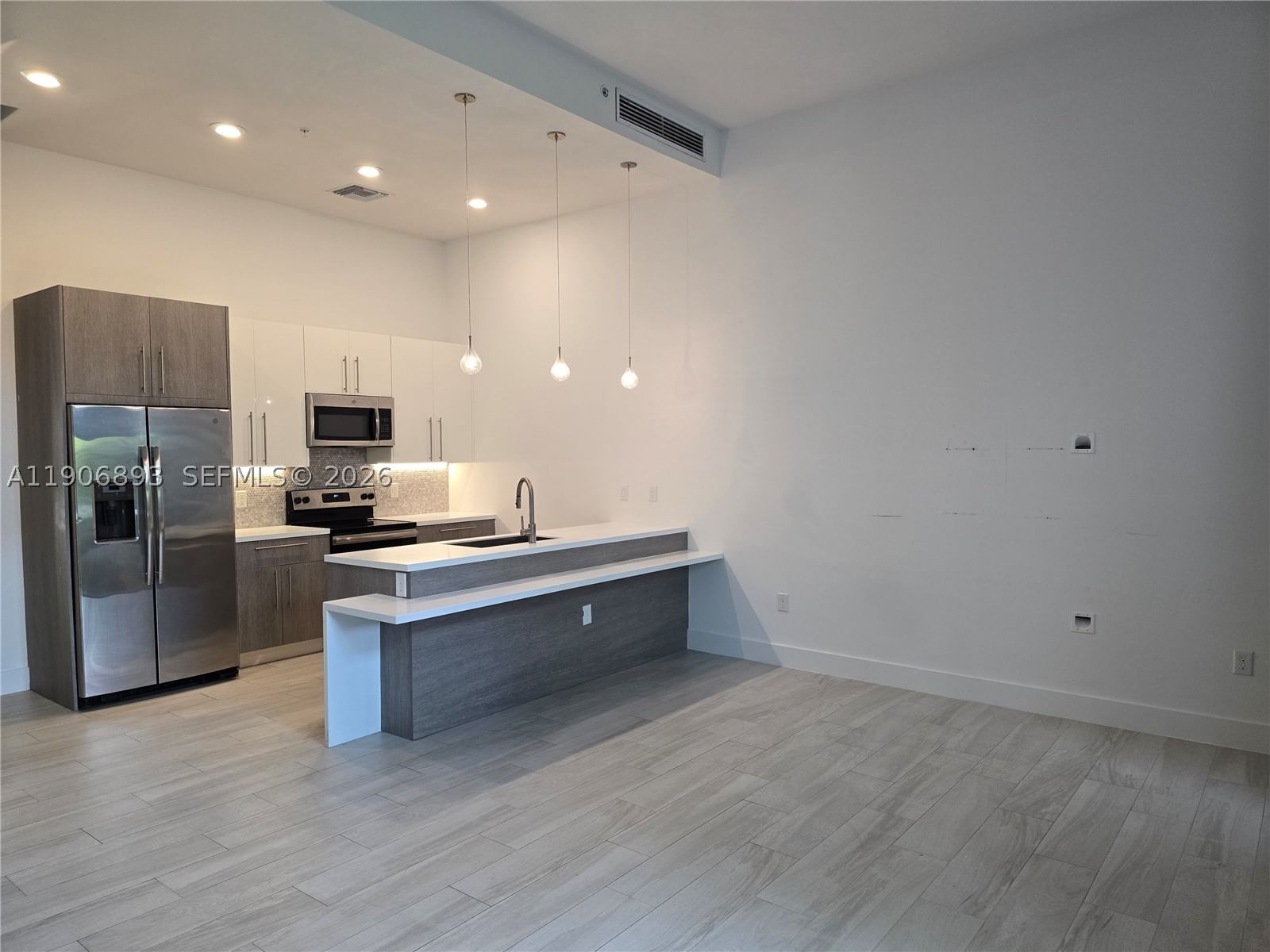 Real estate property located at 4500 8th Pl, Broward, Plantation Business Park, Plantation, FL