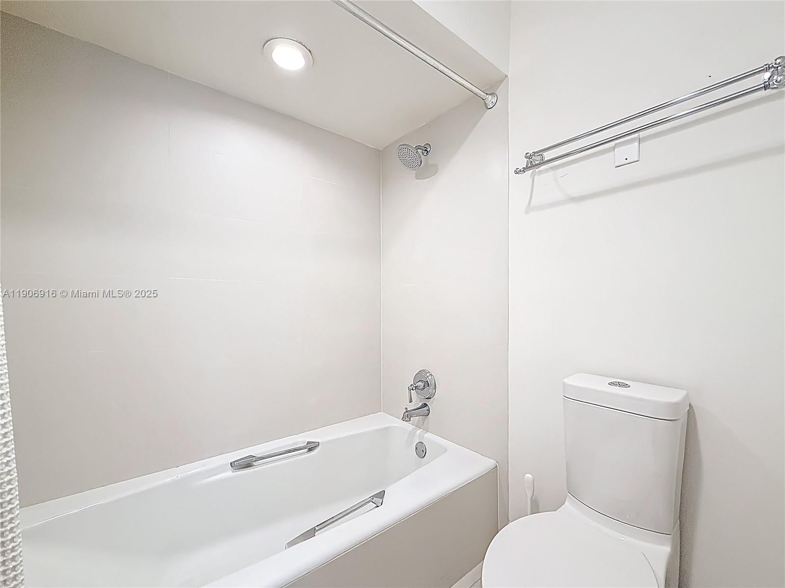 Real estate property located at , Miami-dade, Cape Fla Club Condo Clust, Key Biscayne, FL