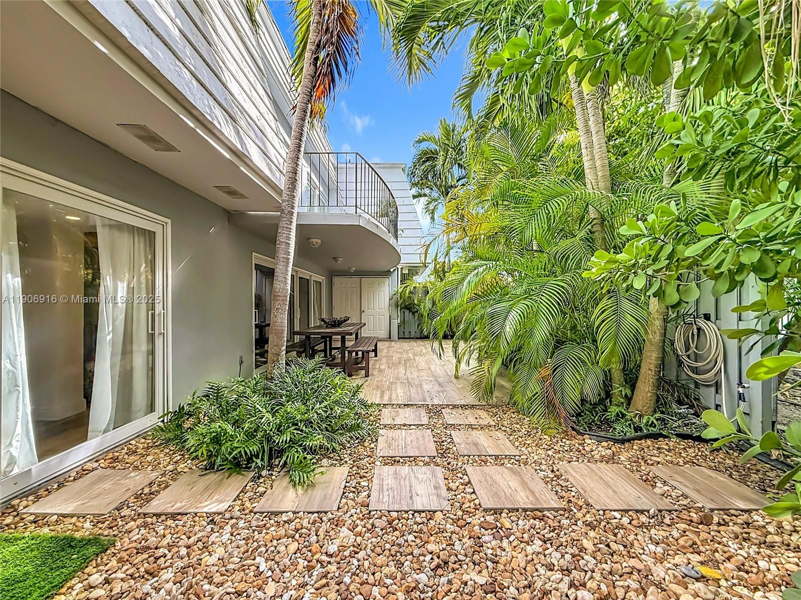 Real estate property located at , Miami-dade, Cape Fla Club Condo Clust, Key Biscayne, FL