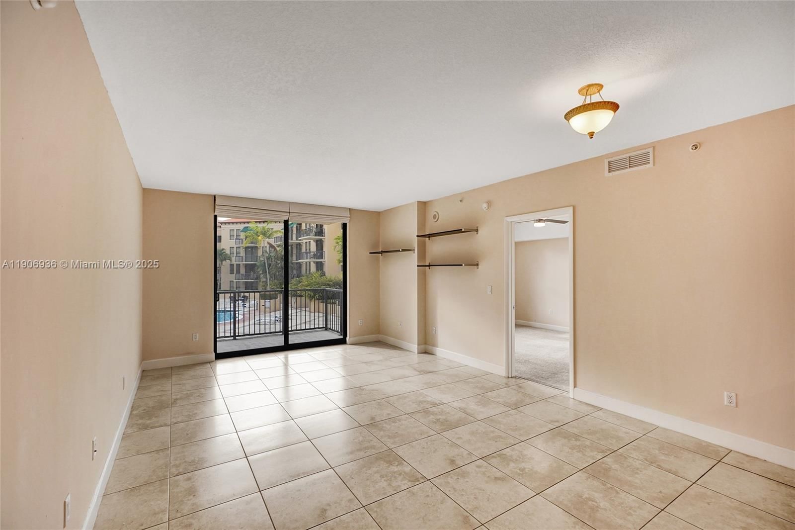 Real estate property located at 55 Merrick Way #619, Miami-dade, 55 Merrick Condo, Coral Gables, FL