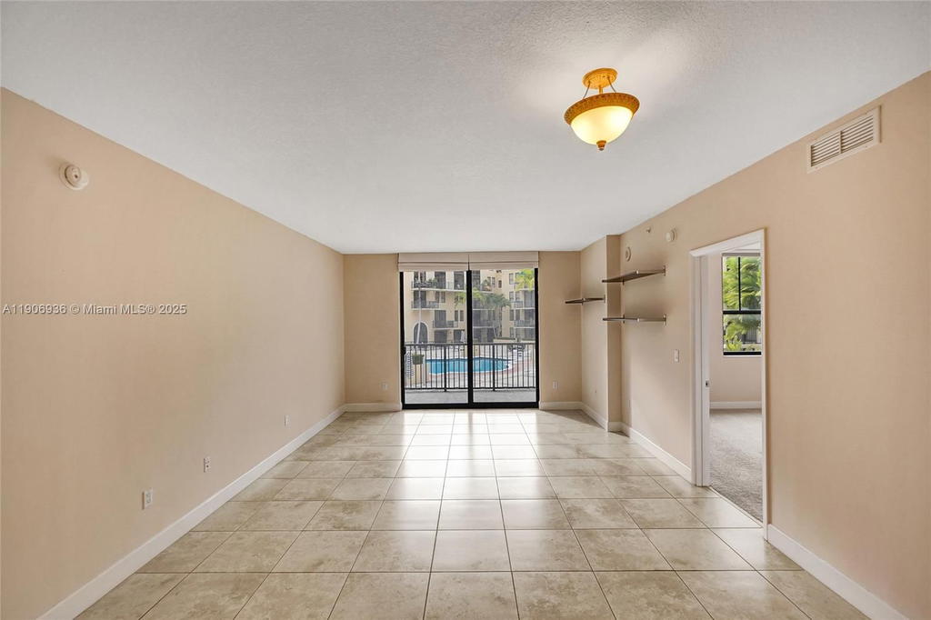 Real estate property located at 55 Merrick Way #619, Miami-dade, 55 Merrick Condo, Coral Gables, FL