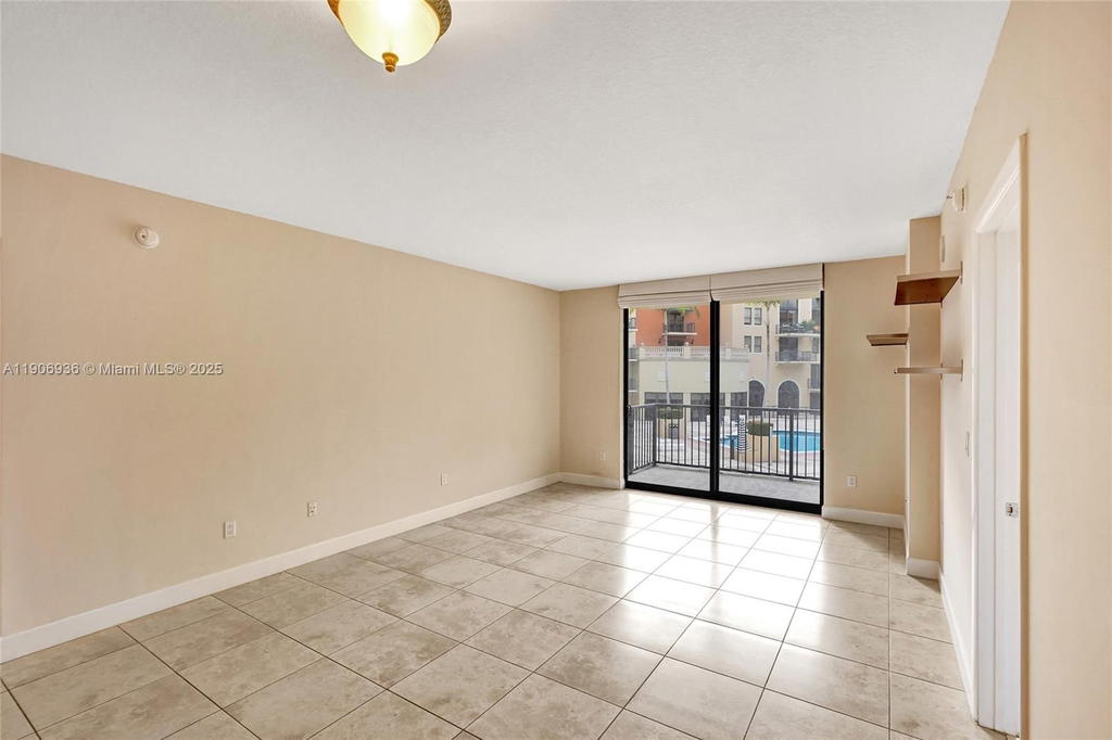 Real estate property located at 55 Merrick Way #619, Miami-dade, 55 Merrick Condo, Coral Gables, FL