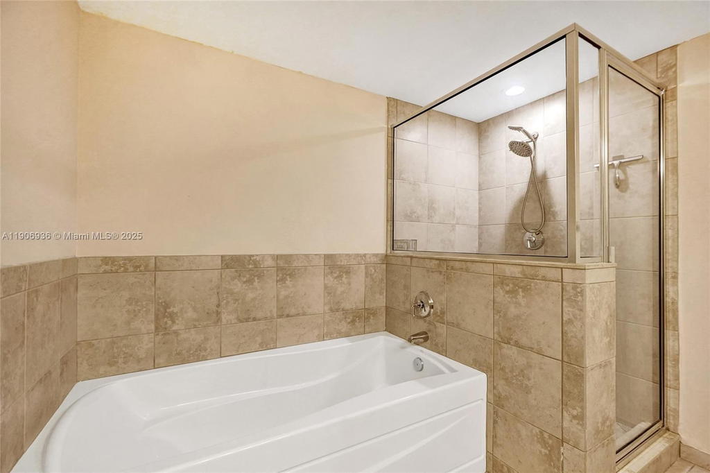 Real estate property located at 55 Merrick Way #619, Miami-dade, 55 Merrick Condo, Coral Gables, FL