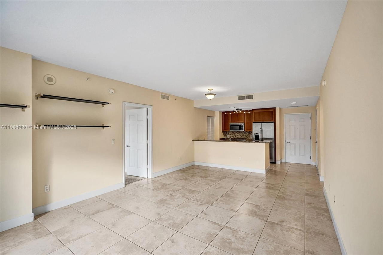 Real estate property located at 55 Merrick Way #619, Miami-dade, 55 Merrick Condo, Coral Gables, FL