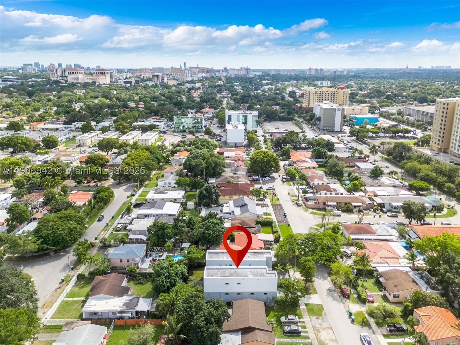 Real estate property located at 223 40th Ct, Miami-dade, 12th St Manors Sec 3, Miami, FL