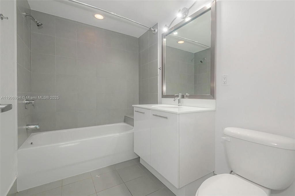 Real estate property located at 92 3rd St #3503, Miami-dade, Mint Condo, Miami, FL
