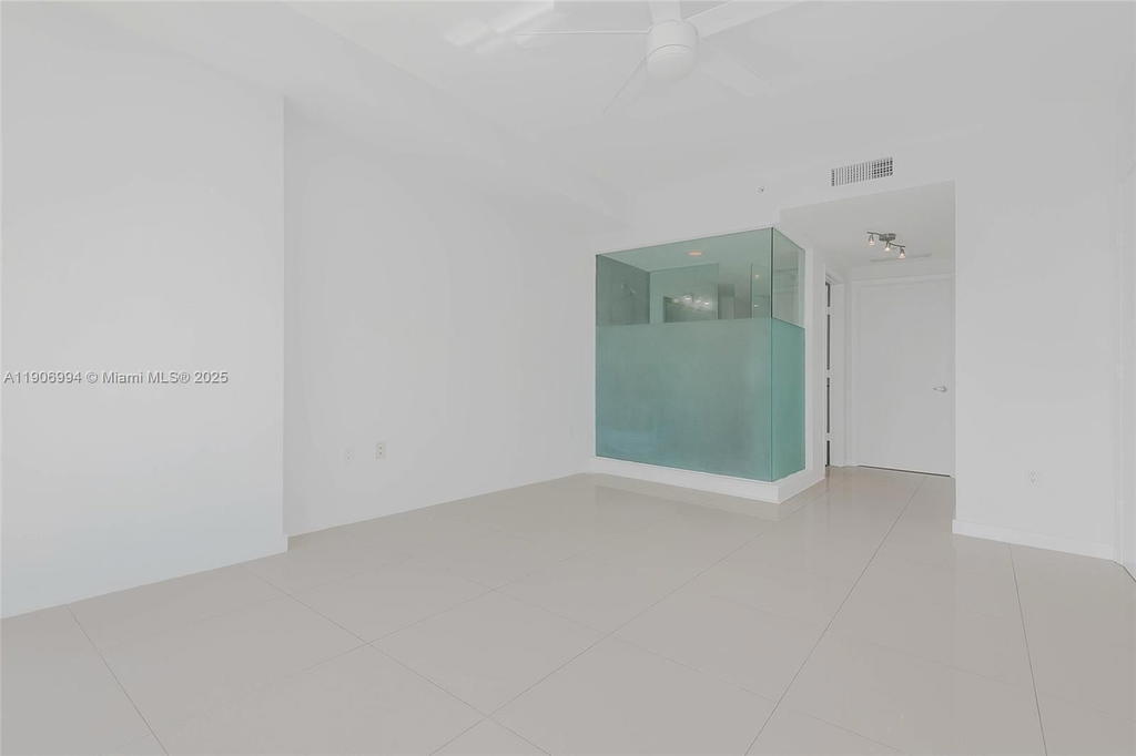 Real estate property located at 92 3rd St #3503, Miami-dade, Mint Condo, Miami, FL