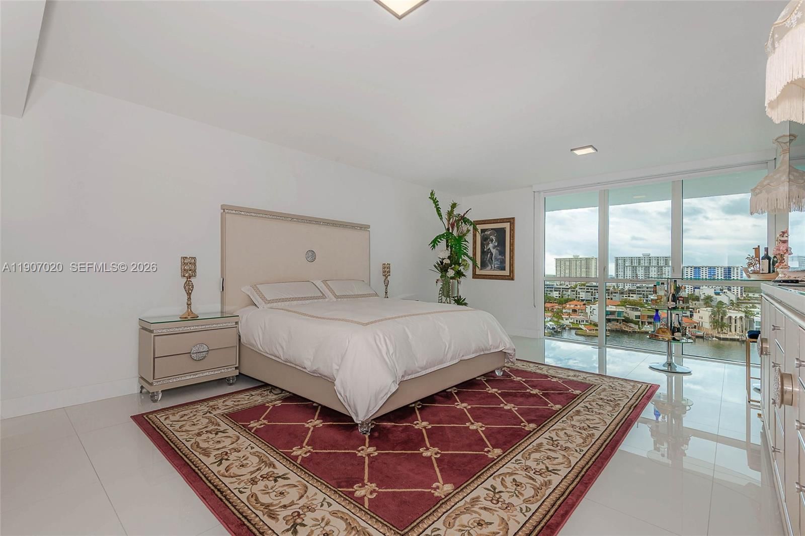 Real estate property located at 400 Sunny Isles Blvd #906, Miami-dade, 400 Sunny Isles Condo Wes, Sunny Isles Beach, FL