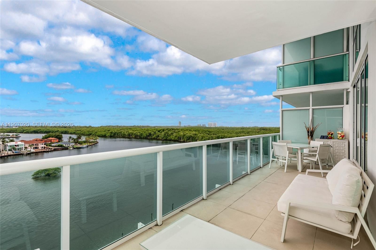 Real estate property located at 400 Sunny Isles Blvd #906, Miami-dade, 400 Sunny Isles Condo Wes, Sunny Isles Beach, FL