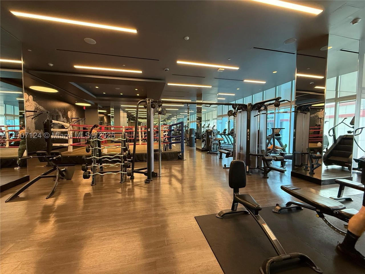 Real estate property located at 851 1st Ave #4811, Miami-dade, Paramount Miami Worldcent, Miami, FL