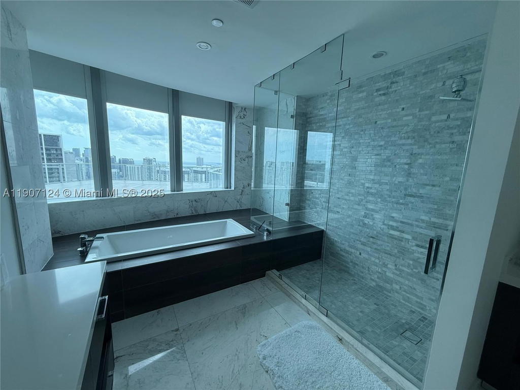 Real estate property located at 851 1st Ave #4811, Miami-dade, Paramount Miami Worldcent, Miami, FL