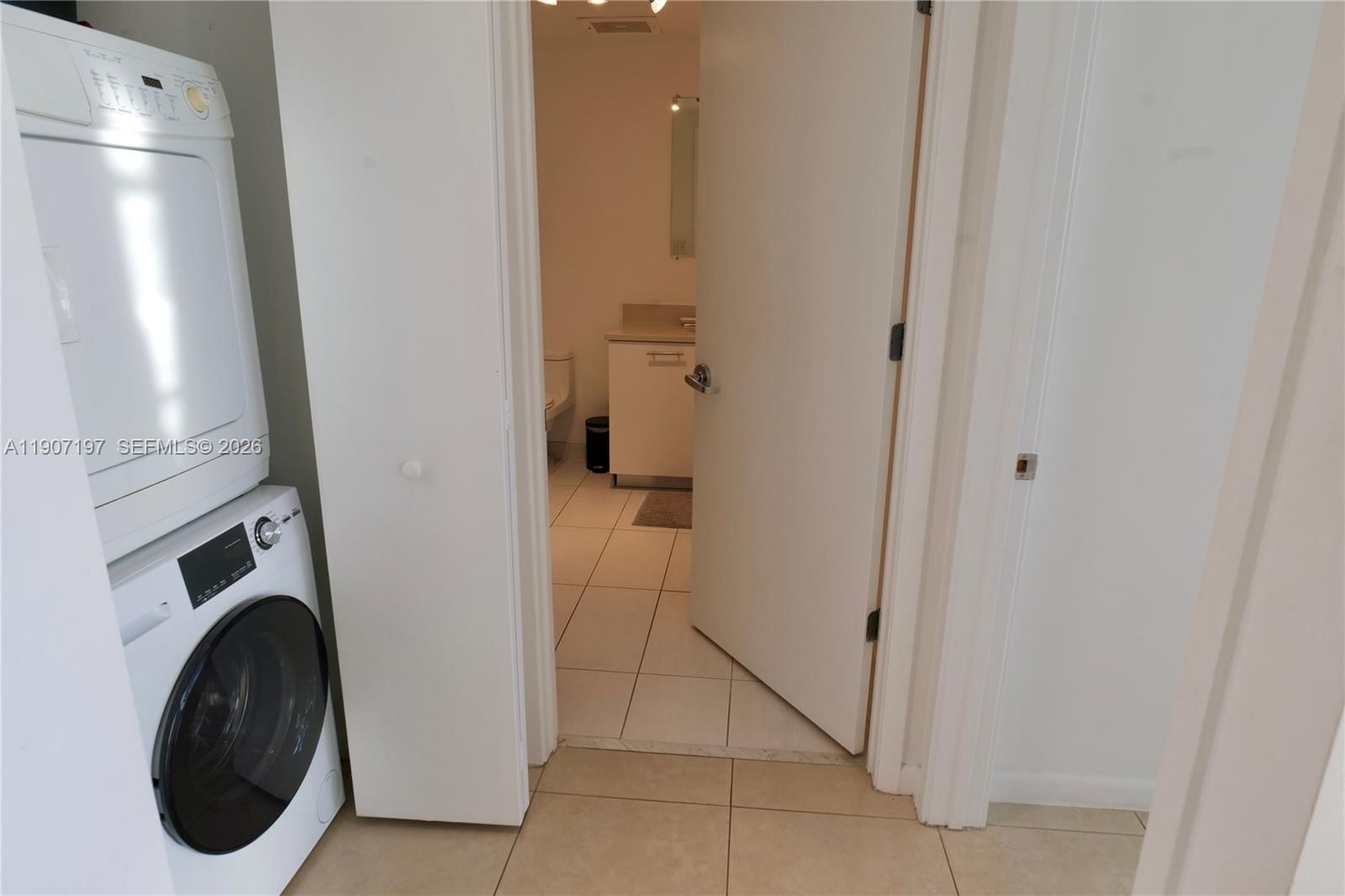 Real estate property located at 3250 1st Ave #910, Miami-dade, Midblock Miami Condo, Miami, FL