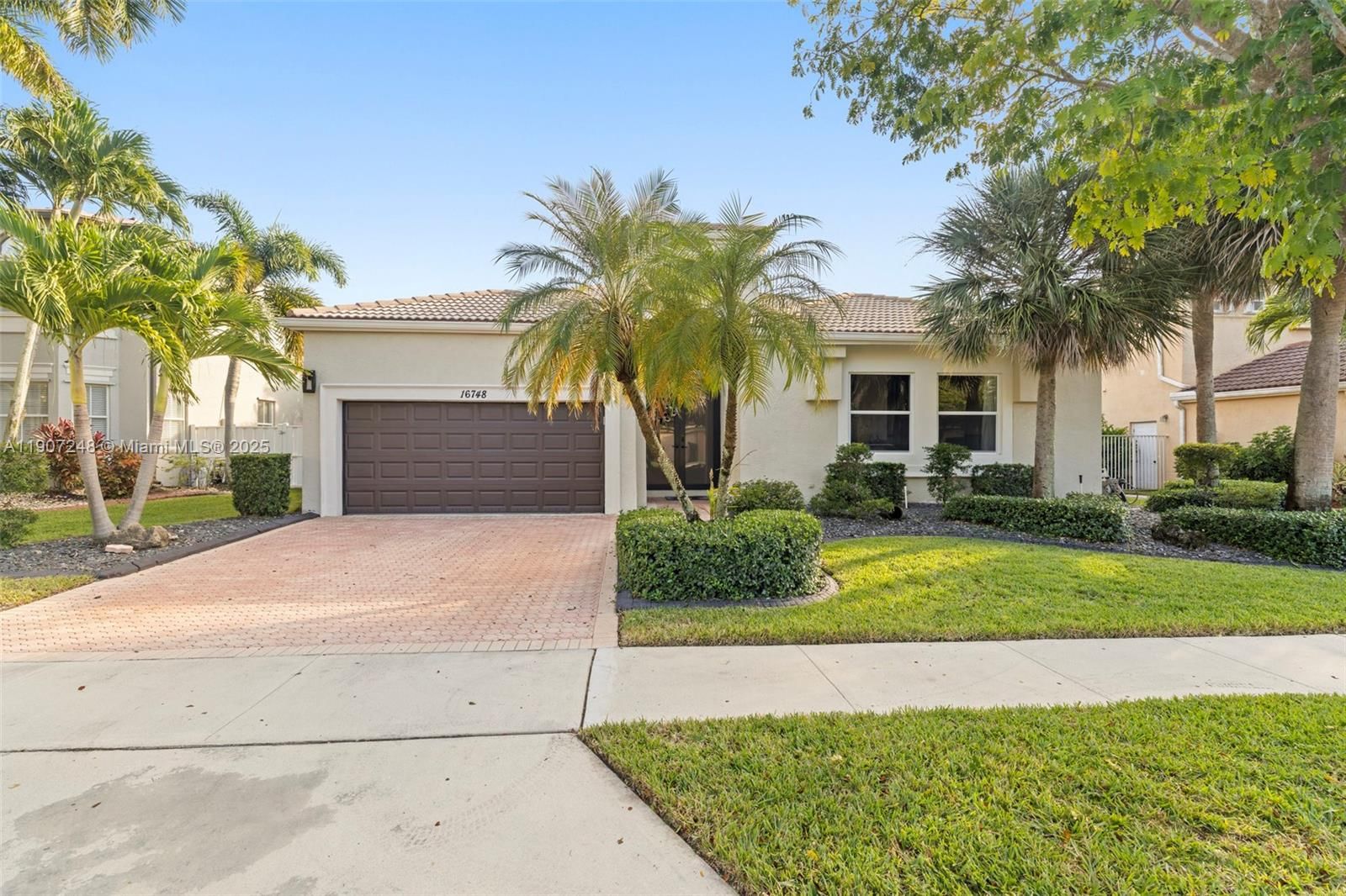 Real estate property located at 16748 16th St, Broward, Sessa Eight, Pembroke Pines, FL