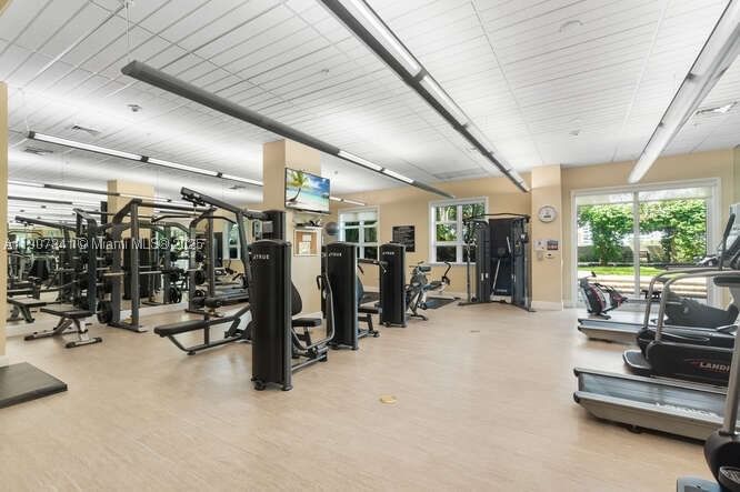 Real estate property located at 403 Sapodilla Ave #104, Palm Beach, Metropolitan Condo, West Palm Beach, FL
