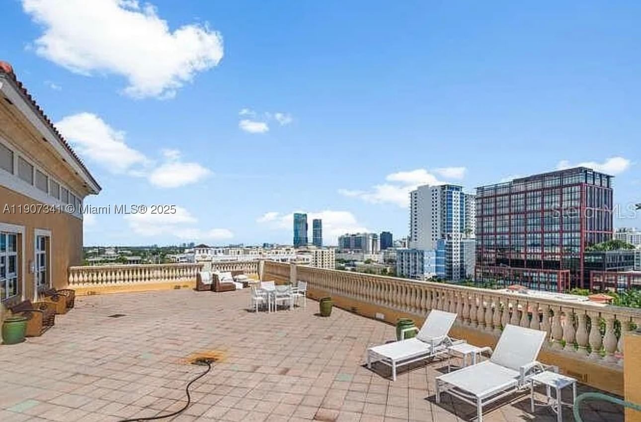 Real estate property located at 403 Sapodilla Ave #104, Palm Beach, Metropolitan Condo, West Palm Beach, FL