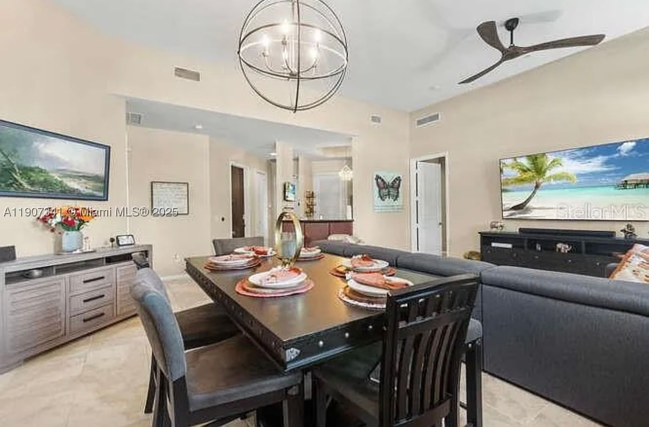 Real estate property located at 403 Sapodilla Ave #104, Palm Beach, Metropolitan Condo, West Palm Beach, FL