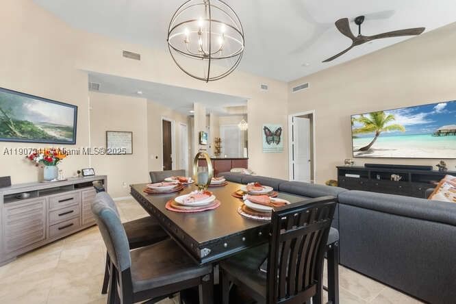 Real estate property located at 403 Sapodilla Ave #104, Palm Beach, Metropolitan Condo, West Palm Beach, FL