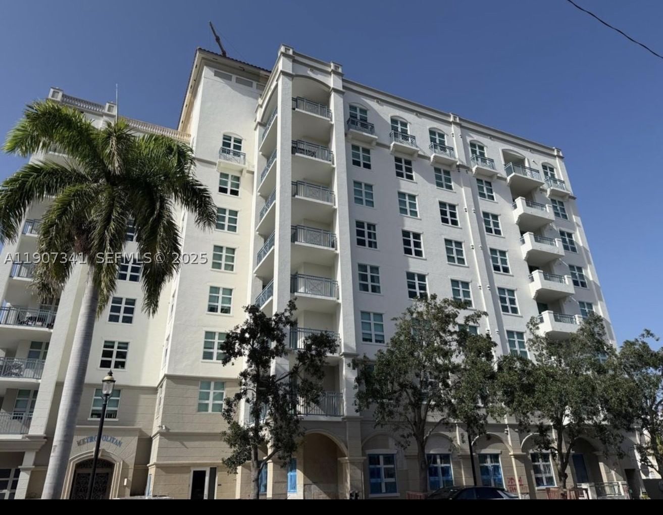 Real estate property located at 403 Sapodilla Ave #104, Palm Beach, Metropolitan Condo, West Palm Beach, FL