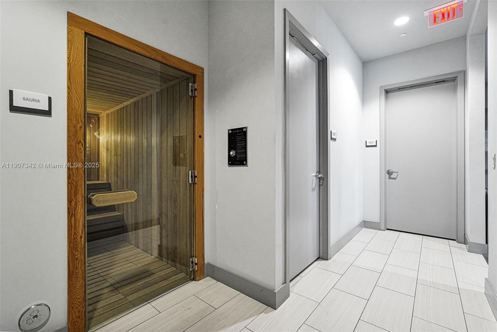 Real estate property located at 5300 85th Ave #1107, Miami-dade, 5300 Paseo Condo, Doral, FL