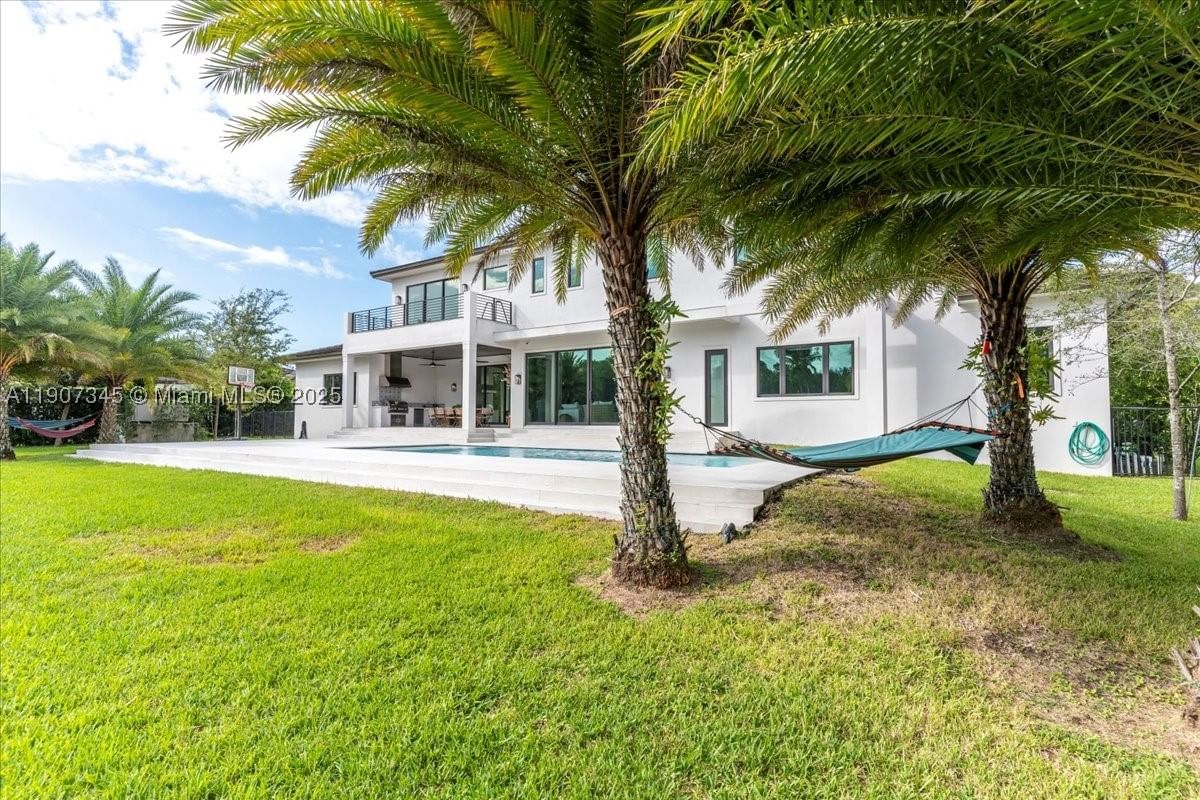 Real estate property located at 11907 70th Ave, Miami-dade, Oakridge Estates Sec 3, Pinecrest, FL