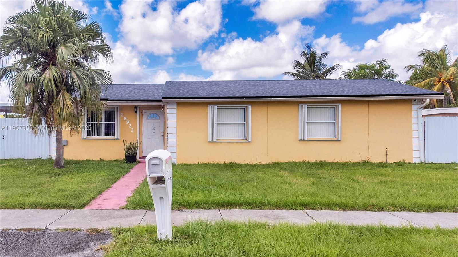 Real estate property located at 18922 120th Ct, Miami-dade, Los Angeles Estates Sec 2, Miami, FL