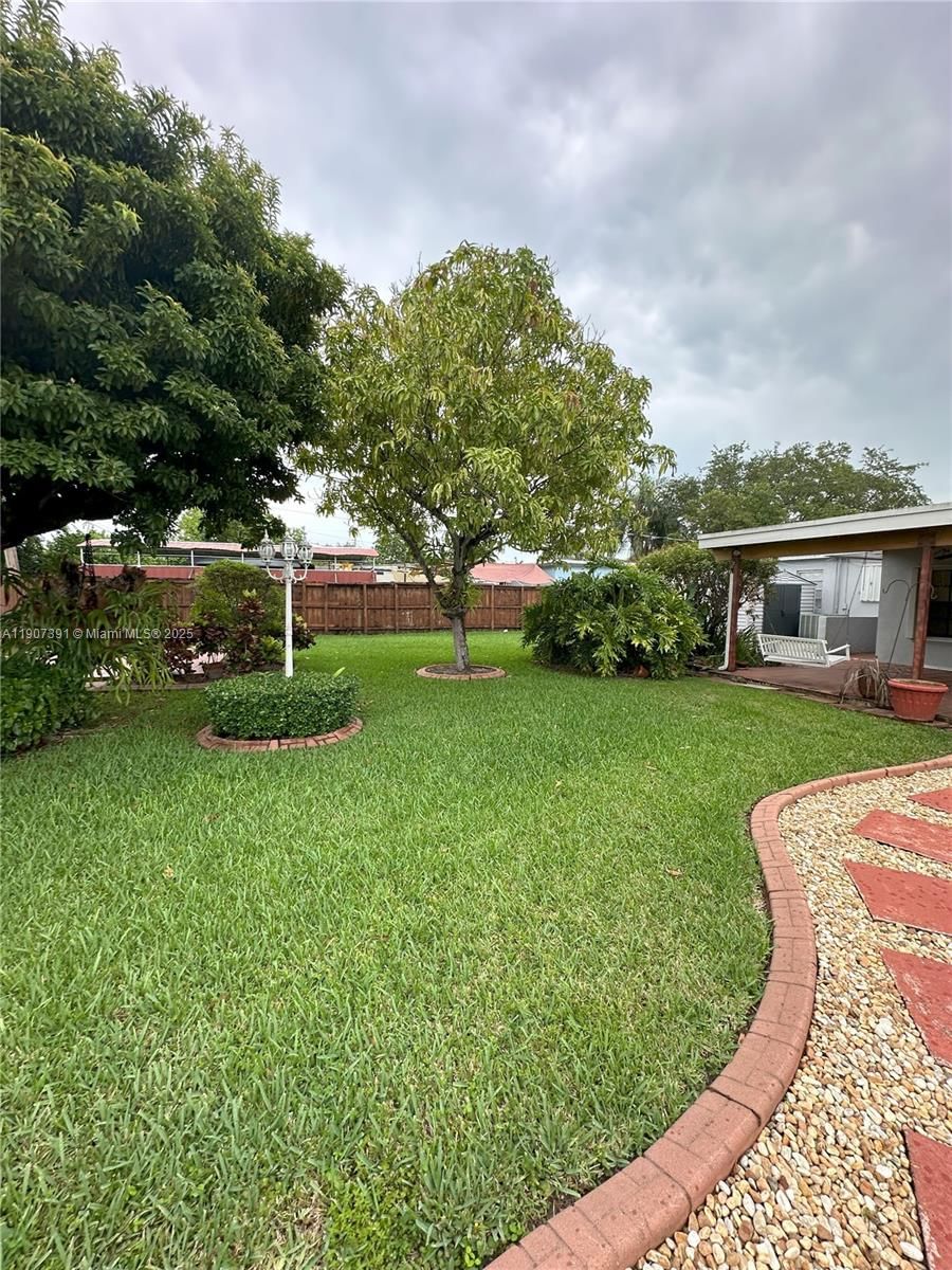 Real estate property located at 8331 38th St, Miami-dade, Tropical Gardens, Miami, FL