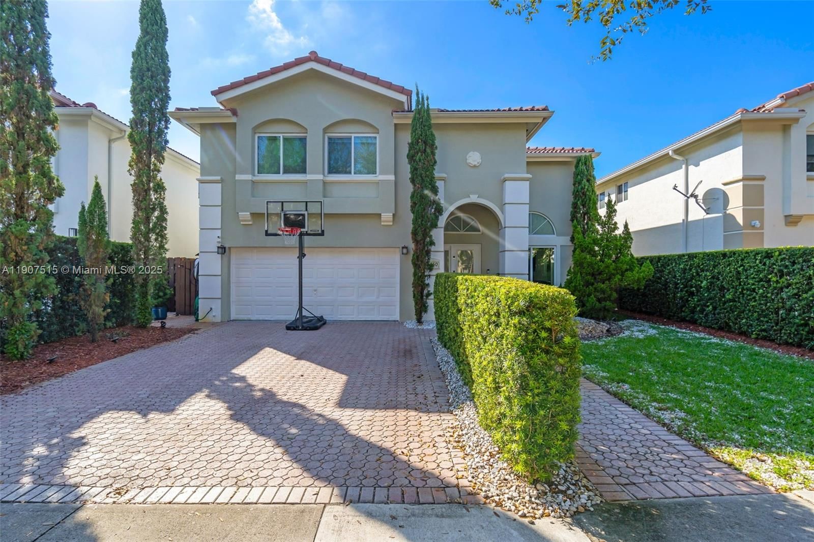 Real estate property located at 4450 109th Ct, Miami-dade, Doral Meadows 1st Addn, Doral, FL