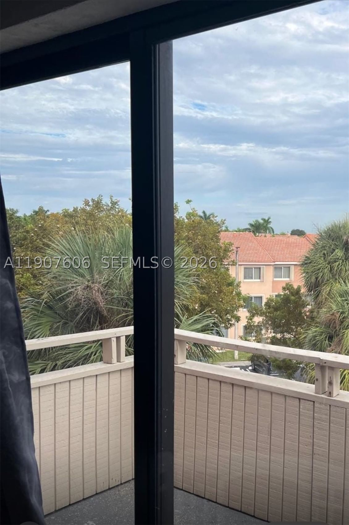 Real estate property located at 17600 68th Ave B4002, Miami-dade, Lakeview Gardens At Miami, Hialeah, FL