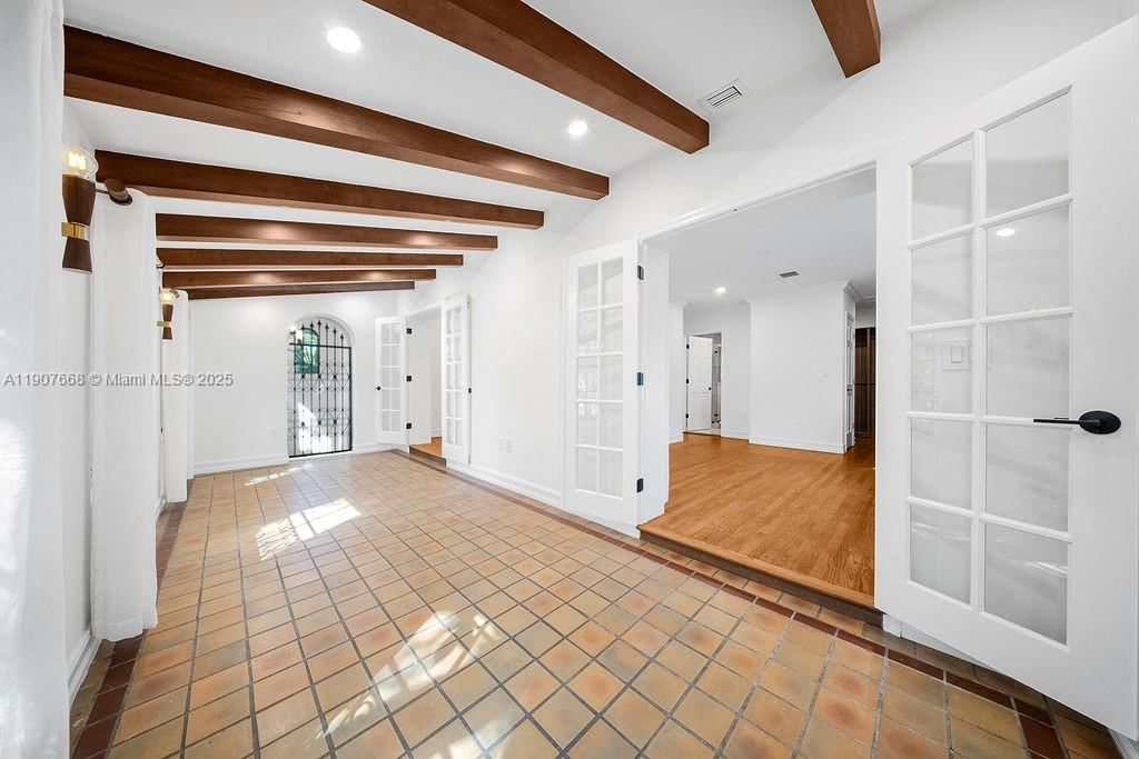 Real estate property located at 4685 13th Ter, Miami-dade, Busch Sub, Miami, FL