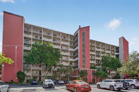 Real estate property located at 2206 Cypress Bend Dr #301, Broward, Cypress Bend Condominium, Pompano Beach, FL