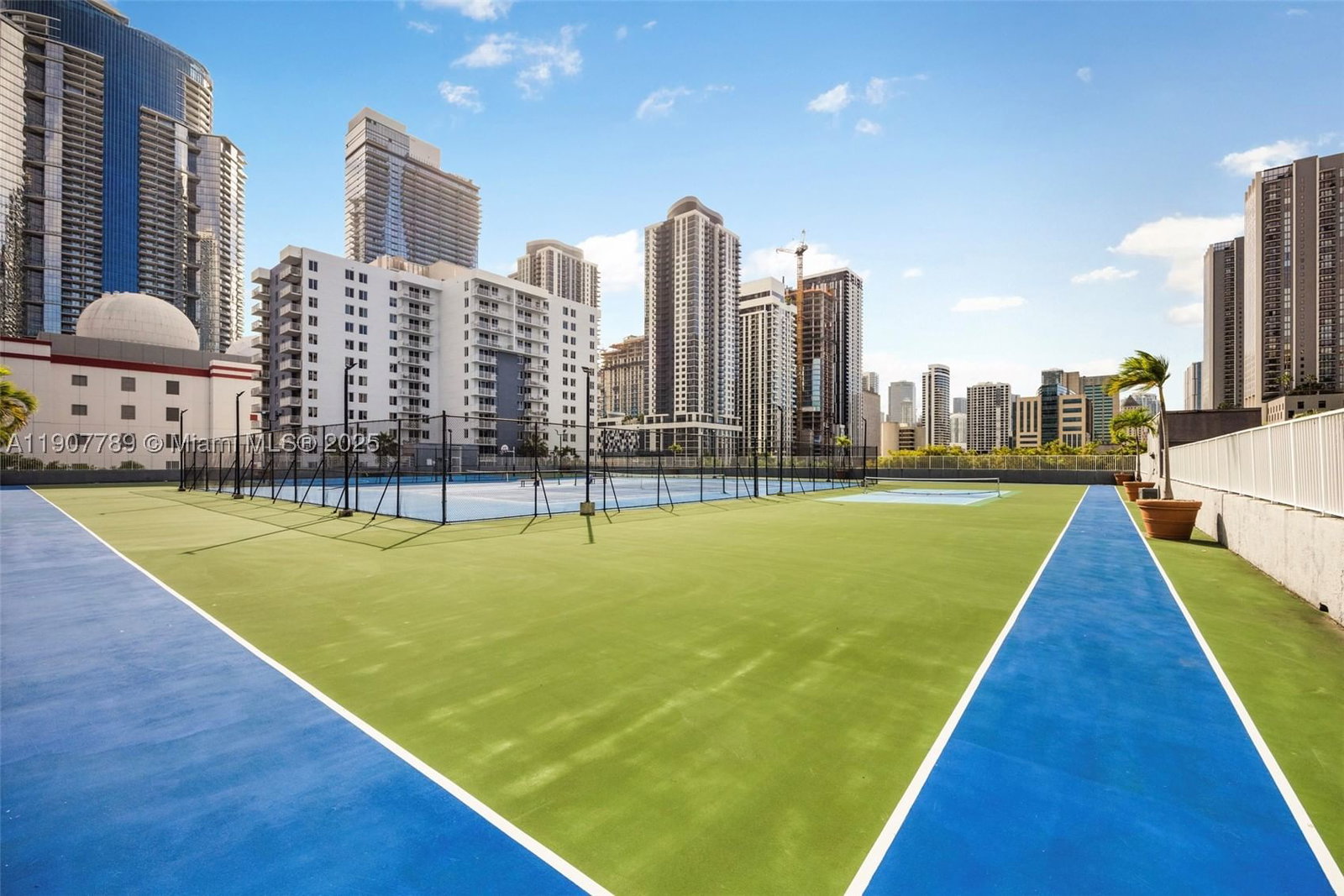 Real estate property located at 850 Miami Ave W-906, Miami-dade, Madison Downtown Condo, Miami, FL