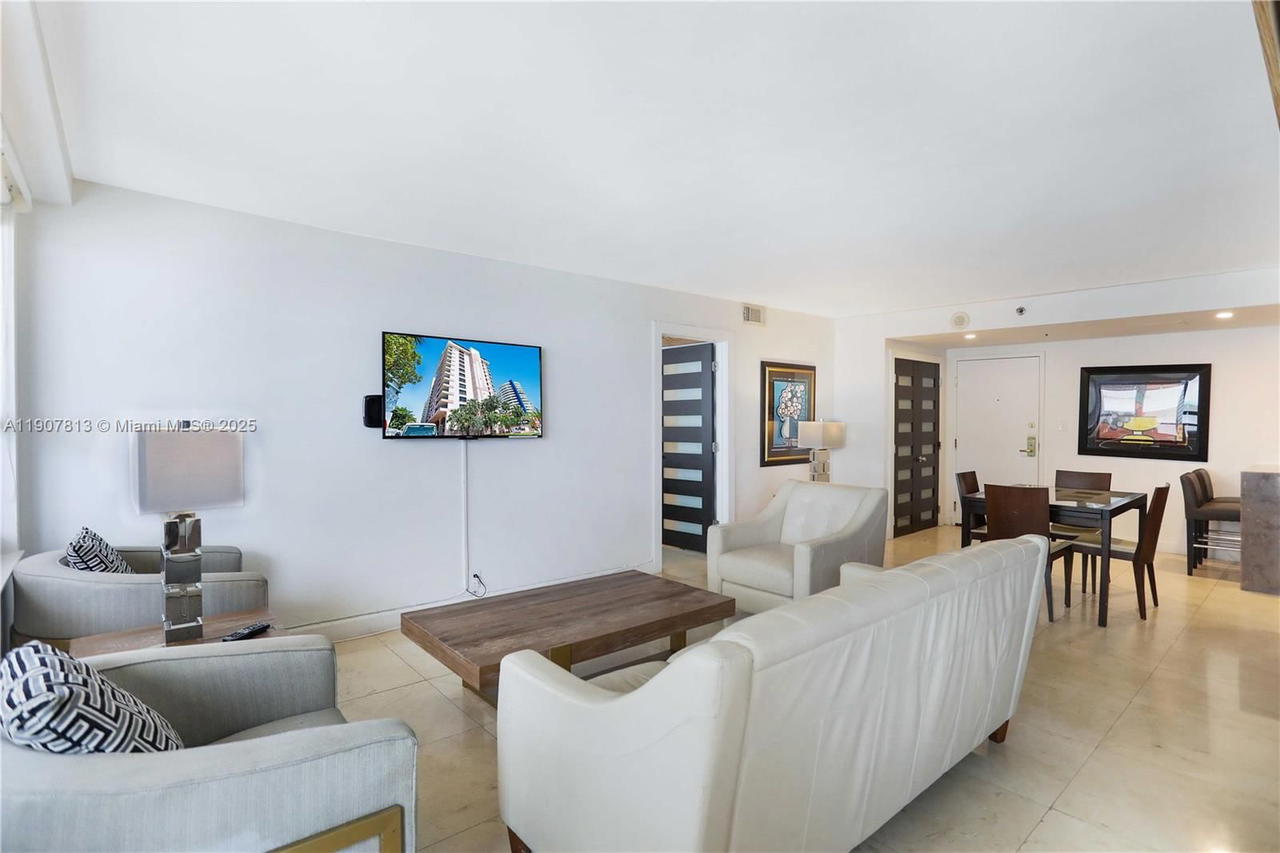 Real estate property located at 5225 Collins Ave #1216, Miami-dade, The Alexander Condo, Miami Beach, FL