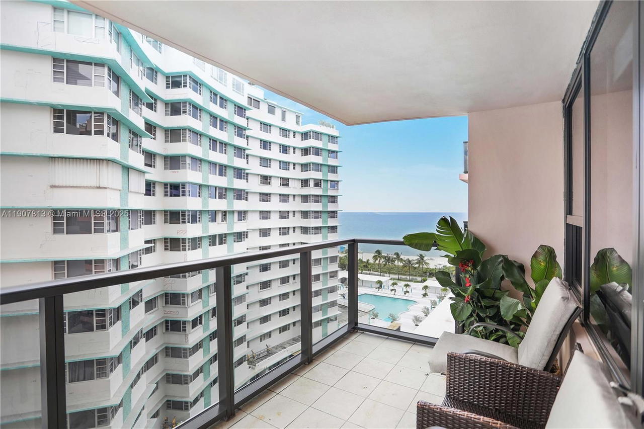 Real estate property located at 5225 Collins Ave #1216, Miami-dade, The Alexander Condo, Miami Beach, FL