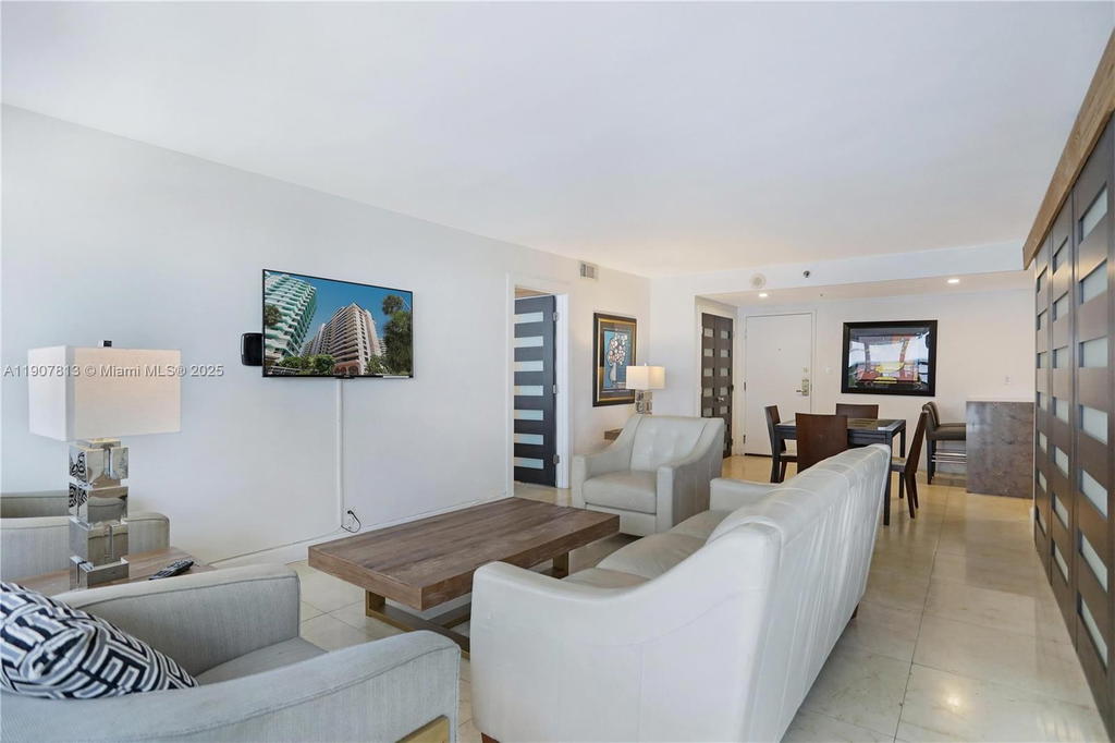 Real estate property located at 5225 Collins Ave #1216, Miami-dade, The Alexander Condo, Miami Beach, FL
