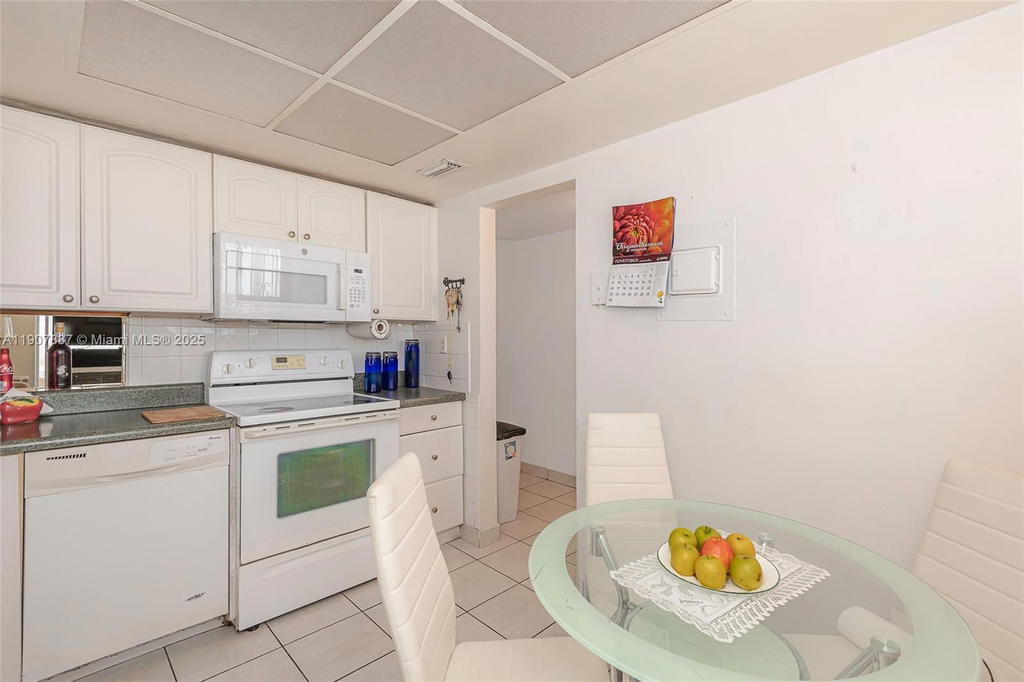 Real estate property located at 1481 Miami Gardens Dr #267, Miami-dade, Fourth Moorings Condo, Miami, FL