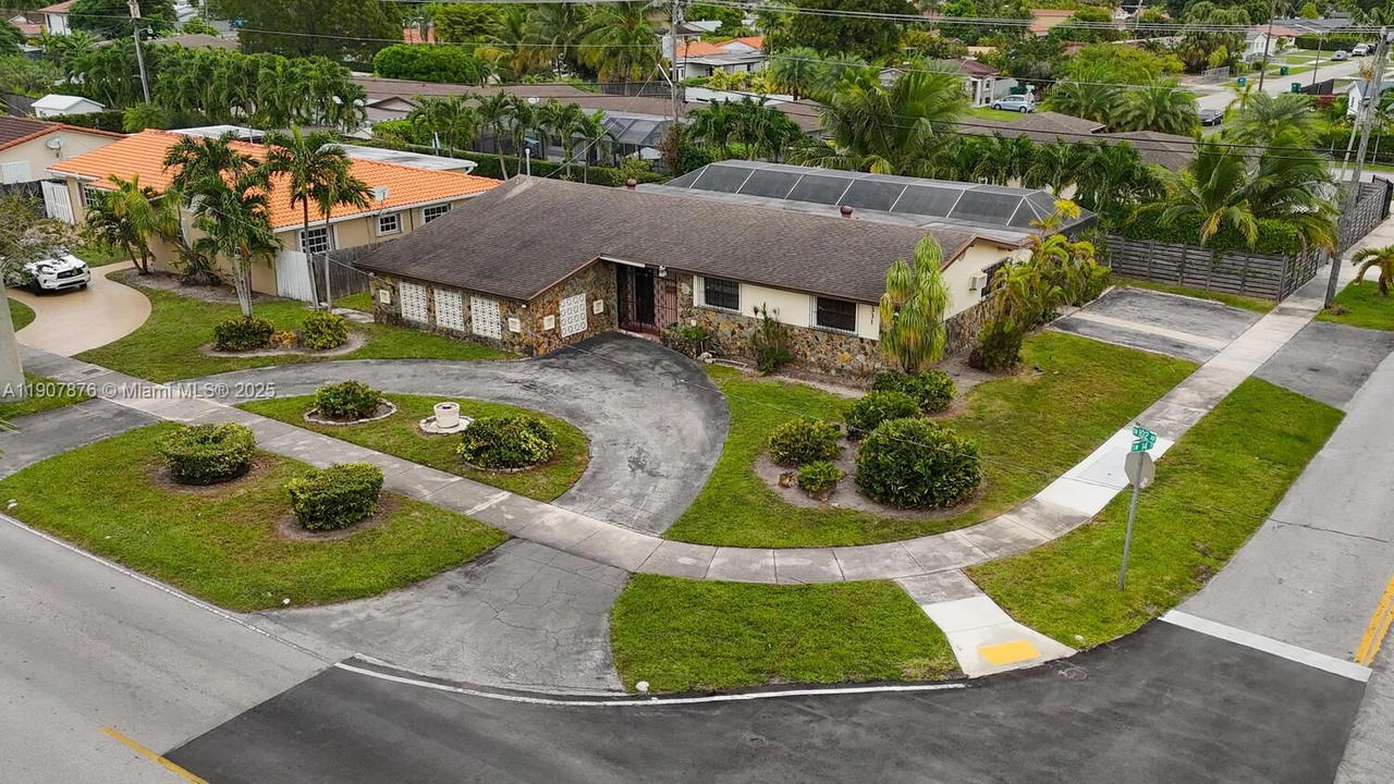 Real estate property located at 1331 102nd Ave, Miami-dade, Coral Pk Est Sec 6, Miami, FL