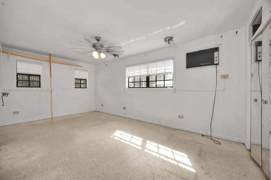 Real estate property located at 1331 102nd Ave, Miami-dade, Coral Pk Est Sec 6, Miami, FL